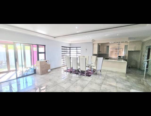 3 BEDROOM HOUSE FOR SALE IN ELDORAIGNE